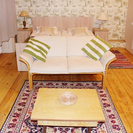 Solo Room Apartment Tbilisi Esterno foto