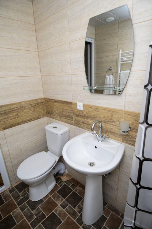 Solo Room Apartment Tbilisi Esterno foto